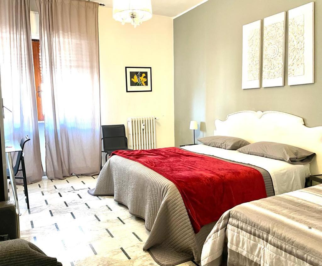 Double or Twin Room Private Bathroom