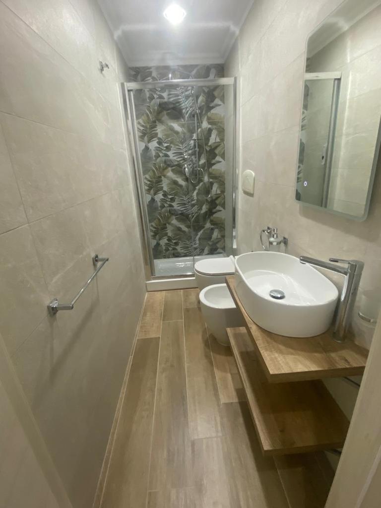 Quadruple Room Private Bathroom