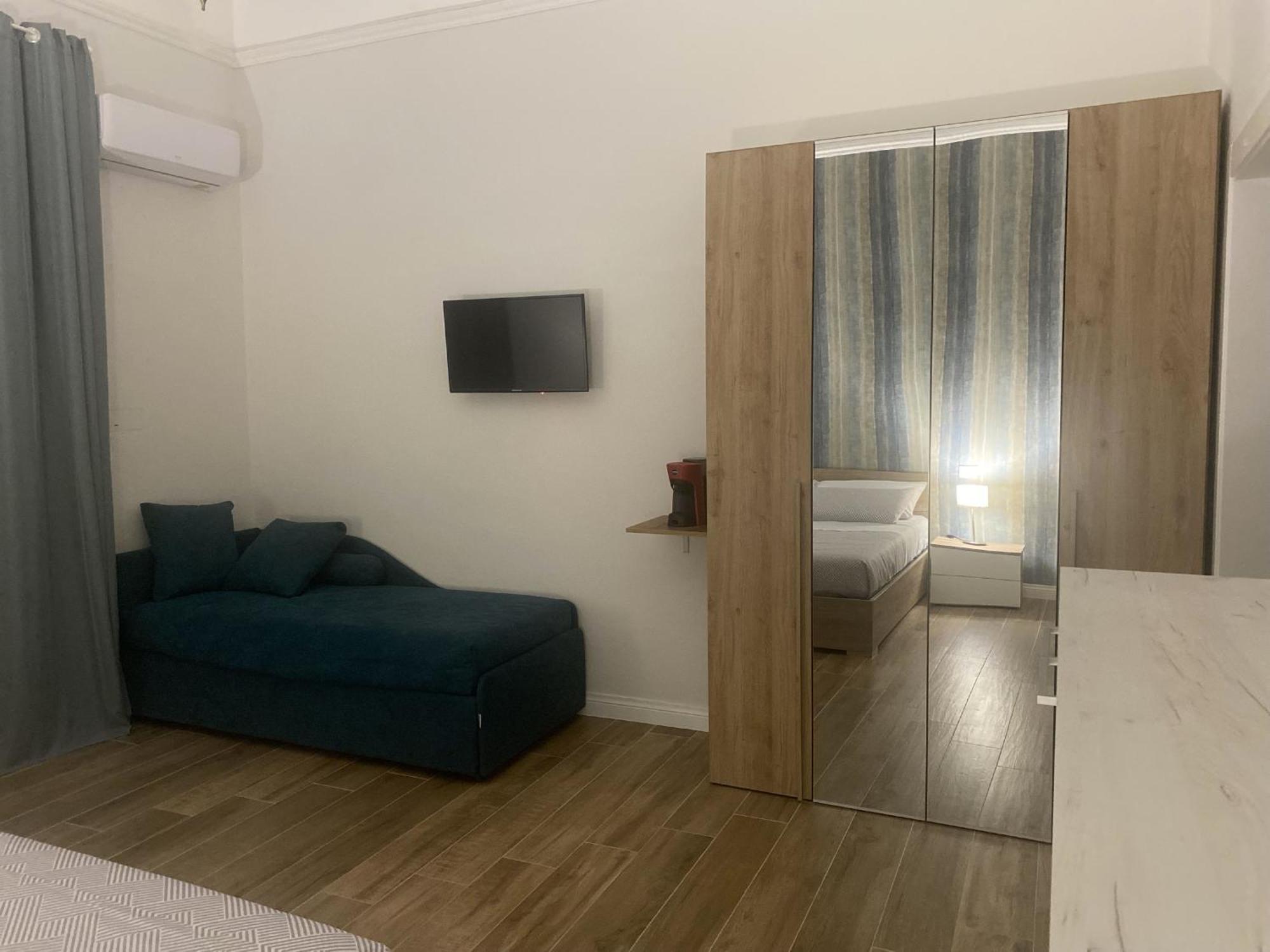Quadruple Room Private Bathroom