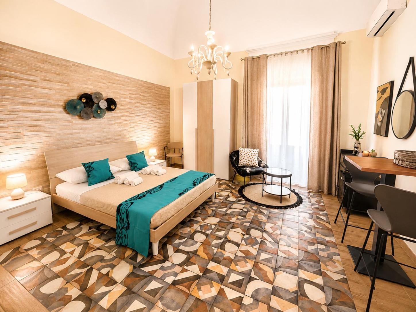 Double Room Private Bathroom