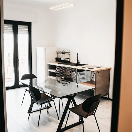 Greta Apartments-3