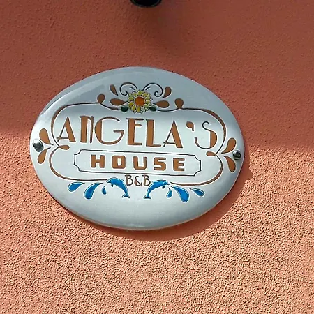 Angela'S House-3